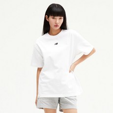 [백화점 출고] 뉴발란스 남성 남여공용 에센셜 스몰로고 반팔티 (SEMI OVER FIT) (NBNEE21033) 남자 여름 티셔츠