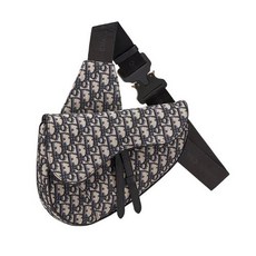 디올남자크로스백