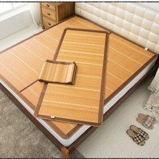 침대위돗자리