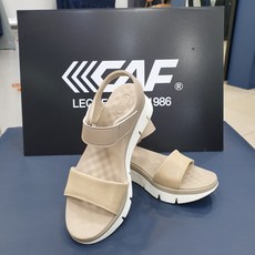 르까프샌들