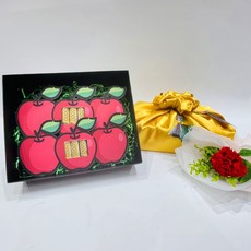 러블리팜 명품 용돈 선물 한우 + 보자기 + 태슬 + 비누꽃 한송이 카네이션 세트, 사과+한송이카네이션세트, 골드