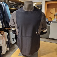 언더아머아노락