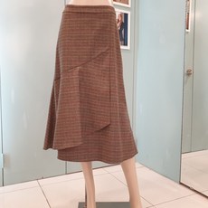 b8af68c77ff2c178395edb6e1fa8475196e75a1313ccaf9a41dac1d66ce4.jpg