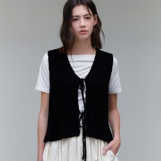 아워코모스 comos 1168 ribbon boucle knit vest black