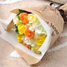 HAPPY WORLD 玫瑰束肥皂花, 橘色混合