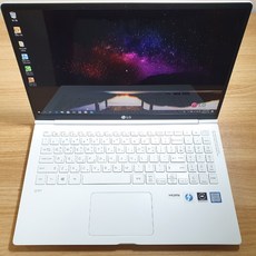 274dd874a52e63e0f71648fc3edcbcef3361a34db9ef8b749caebf6f2fc1.jpg
