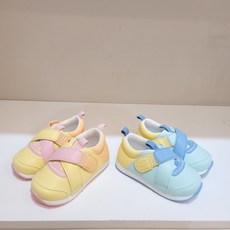 [아가방] 논현점*가볍고 편안한 삑삑이화/크로스 벨크로 스타일로 신고벗기편한 운동화/40%할인