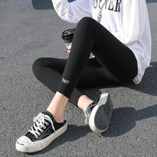 3ed5459c7a1224b4f4f114822cc16a86858b3baaba18fd068bed287c8a4e.jpg