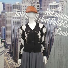 르니앤맥코이티셔츠