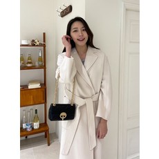 아떼바네사브루노 [바네사브루노] [해은 착용] 핸드메이드 아이보리 스트랩 울캐시미어혼방 VLCO2D403IV 370226