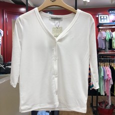 cd2596f3f370a10e47a4e1b4660baead6f63e9e369b4e19e445aa4266cb7.jpg