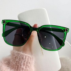 e30db3df20c802caf4a5d4db075596a21e12f8e27a65bf3fc1c58b8e9476.jpg