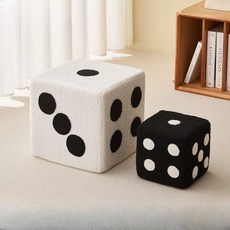 스튜디오에프 북극곰 쇼파 인테리어 장식