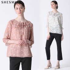 [쉬즈미스(SHESMISS)] 플라워 러플 칼라 블라우스 (택가격 138000원)