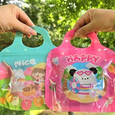 어린이집 생일 답례품 간식꾸러미 단체간식 손잡이 지퍼백 소포장 간식 8묶음 라벨스티커 16P 증정