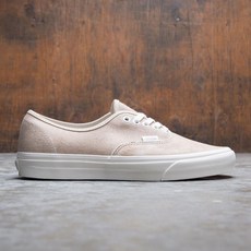 d75bbc34bd329c701ad568ec68b8a98cec0f403e78ef44aaeba93e72b908.jpg