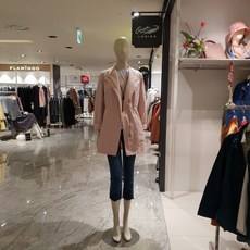 819de0857fae78131565e33da42a418e030741c424207d77a1cf25ec2769.jpg