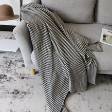 dd49125ba3ba98b778f551bfd5ed2a5a259de890131e146ffde6793b20c8.jpg