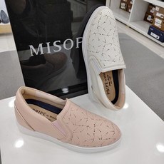 미소페스니커즈