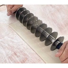 제빵커터 쿠키 피자 반죽 주방 롤링 나이프 자르기 칼, 1개