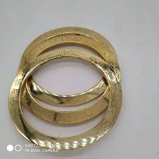 20bfee0d6d3f39d1105e136447984c5b272db41ad9c9073d0dfd9e9ba8d0.jpg