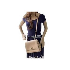 dfe732a3650db743c2965c7a9e95f0b095fad2191a8b2c0a2b93fd957ae4.jpg