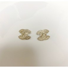 마크클레딩 [당일출고]명품st 빈티지 단추 리폼 귀걸이 #8 CH Vintage Button Reform