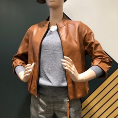 38052b78632311c9033b06810688bdd8d50ad8010160fc53ee80f6a60d99.jpg