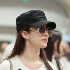 c1b4ab5a074f1d1e30089dd48c0017a83303c7a4471e3b316da9ceb1ab1f.jpg
