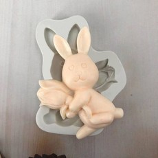 케이크 모양 달걀 실리콘 몰드 부활절 초콜릿 토끼, 6. 장미를 들고 있는 토끼 한 마리, 1개