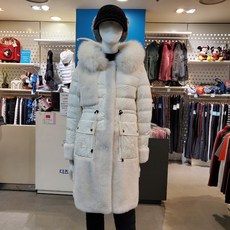 d372476cc0311489c9eef5557f0acbfcfeafe473a0cdfb7f7137846a1de5.jpg