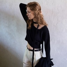 스텝어라운드 Cashmere square neck belt crop knit_BLACK