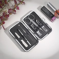 블루리2 FC 쓰리세븐 손톱깎이(TS-399VC BLACK) 쓰리쎄븐 쓰리세븐 777 손톱깍이세트 손톱깍기 손톱정리 손톱세트 손톱손질 손톱관리세트 손톱깍이세트 손톱깍기세트 네일케어 네일용품 손발톱정리 손톱깎기 777, 단일 수량