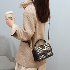 프라다손뜨개