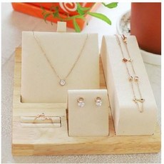 쥬얼리디스플레이