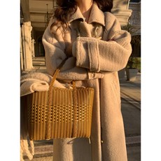 양털 롱 뽀글이 떡볶이 코트 데일리룩