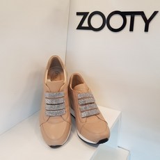 구두대용스니커즈