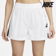 나이키에센셜우븐쇼츠