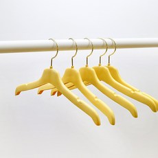71e3839a8807a8c01670b78517aa29d5a29a872622e52e0730415862456d.jpg
