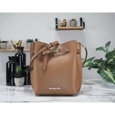 마이클코어스에밀리아