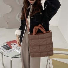 cf56023ff5c5ee7b01b29c5bd6ec6ebeaa30ad8aeb83784b69649f4d1fba.jpg