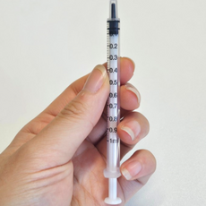 도마뱀 피딩 주사기 1ml 크레 파충류 밥주기