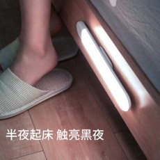 00ddcd6339bbbc95f2933bfd3d3e100e3c5300b559e44c2b41fde13dd20b.jpg