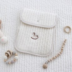 코롤베이비 똑딱 100수누빔 기저귀파우치 이너백 아기외출용품 수납파우치, 목마, 아이보리