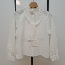 일로딜로 30%~~코디아이템 레이스포인트블라우스