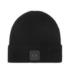 CP COMPANY Metropolis Series Extrafine Merino Wool Logo Beanie (15CLAC121A 005509A 999) (메트로폴리스 엑스트라