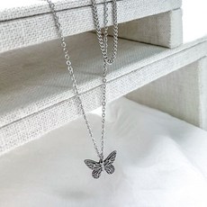 실버나비목걸이