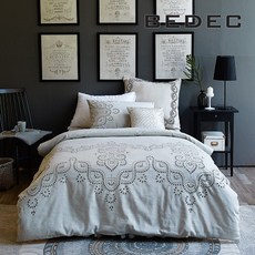 e62ee5cd678d396655daa1b2b241eb65dd335a7c5fdf332cd90295b6ec52.jpg