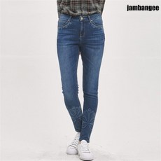 173e60395d2404f9c49534123cae71dc58d29e9eb1e429f5660e8c9c5f89.jpg