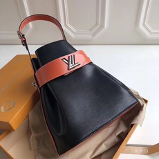 LV. M55188 에삐 노에 블랙.